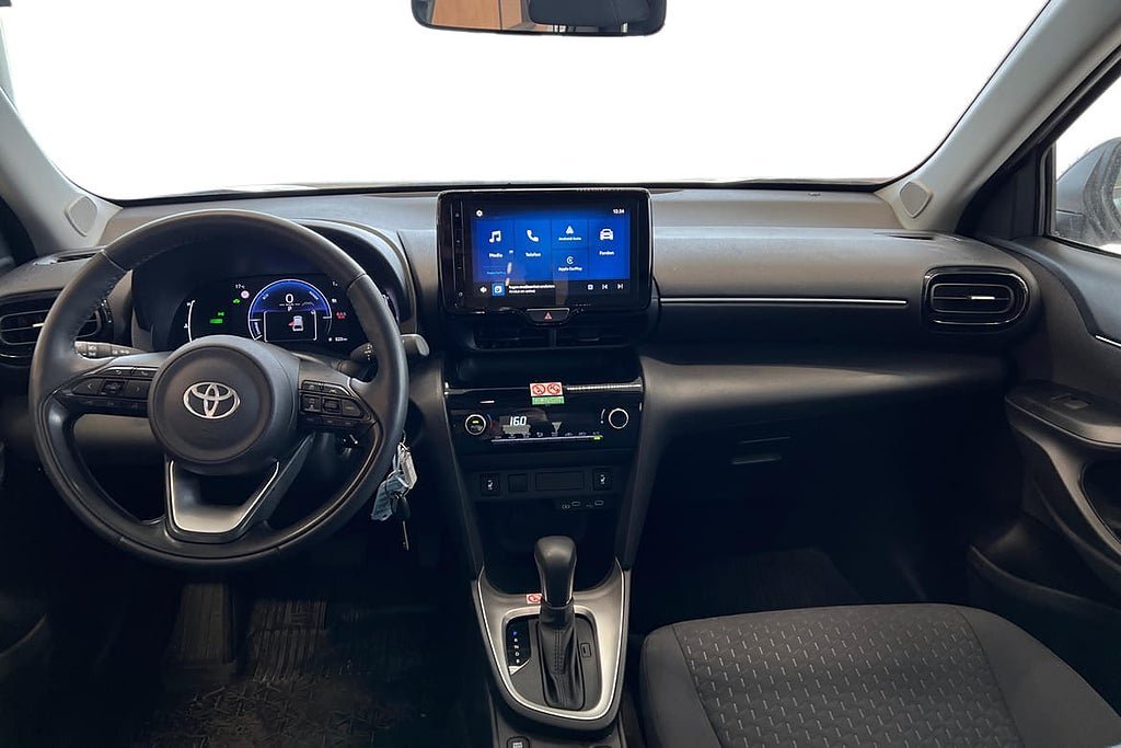 Vehicle Image 10