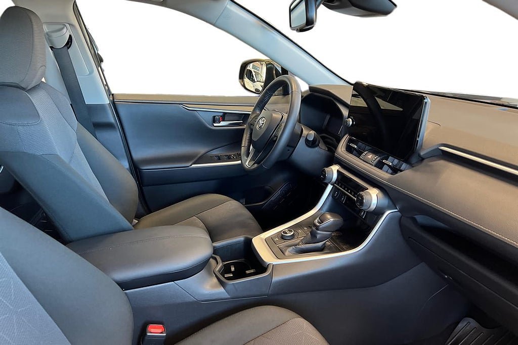 Vehicle Image 7