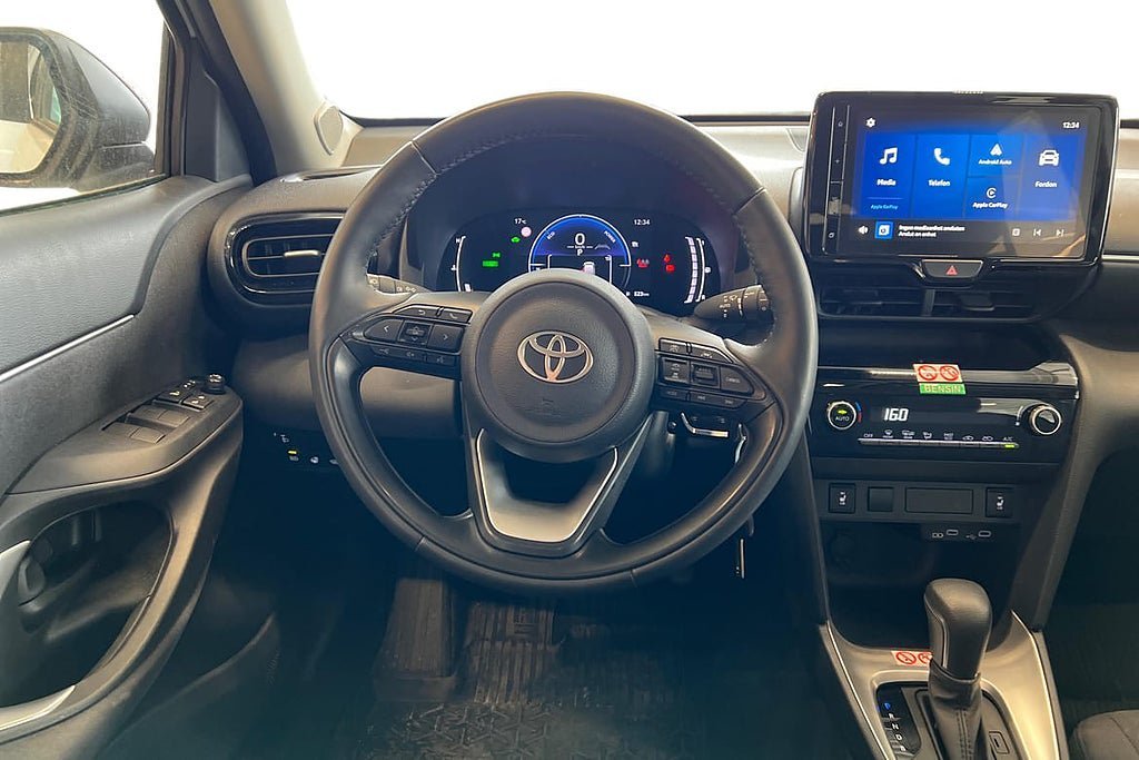 Vehicle Image 11