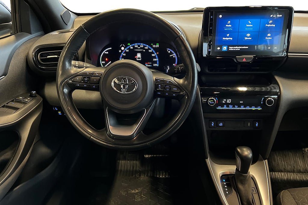 Vehicle Image 9