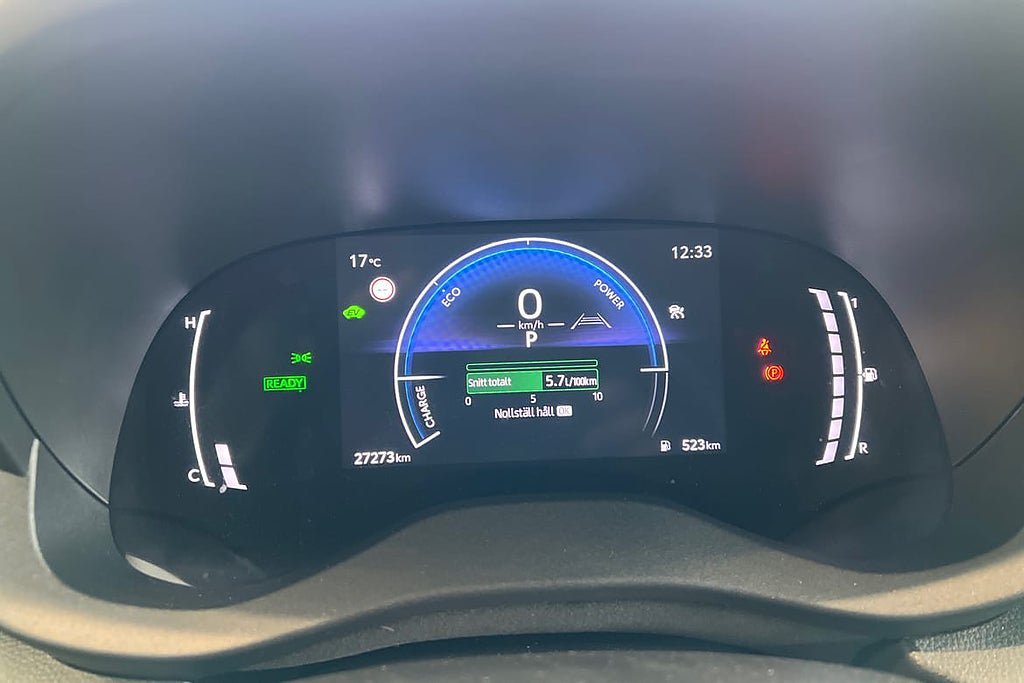 Vehicle Image 16