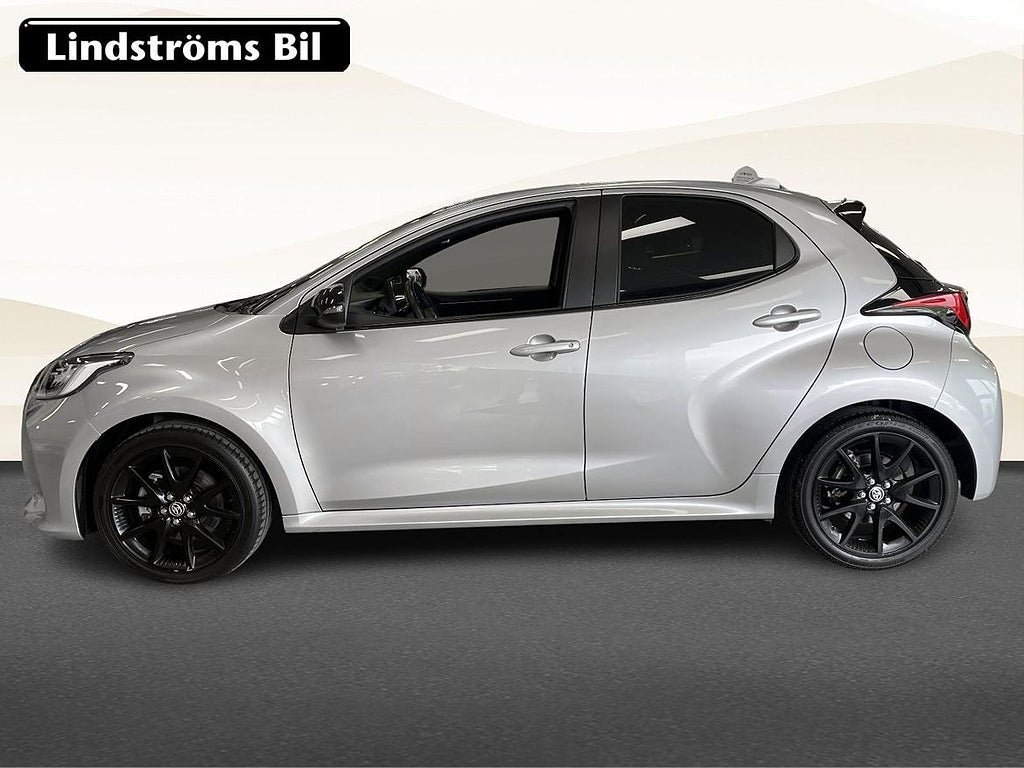 Vehicle Image 6