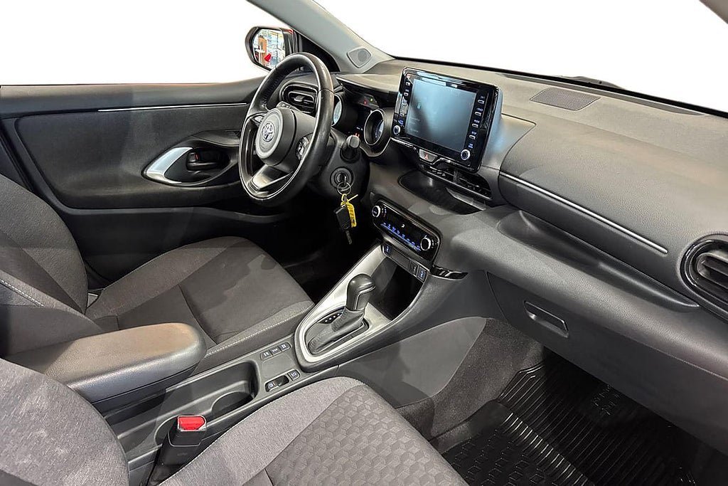 Vehicle Image 7