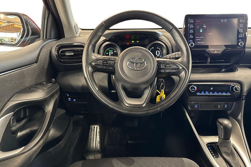 Vehicle Image 11