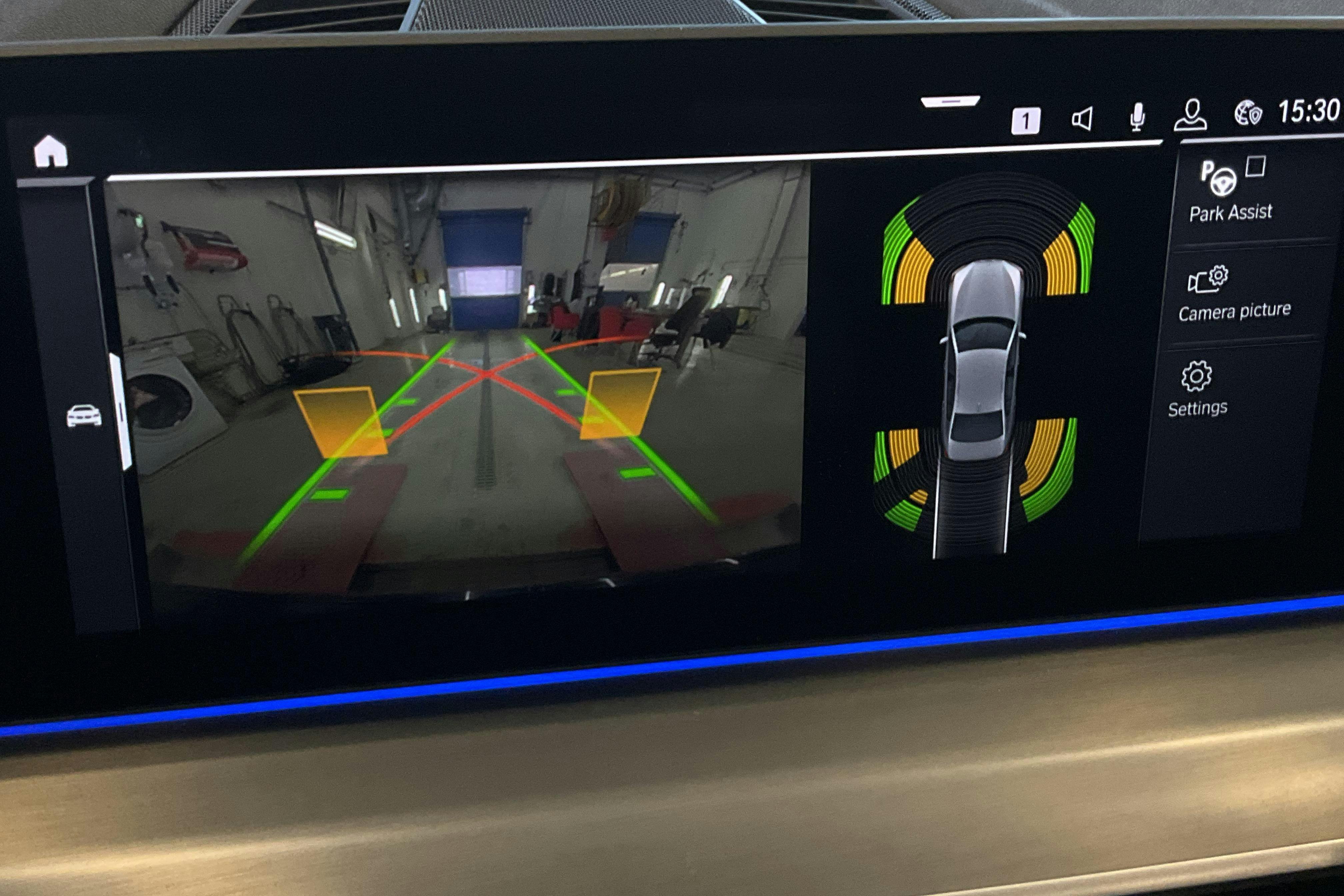 Vehicle Image 11