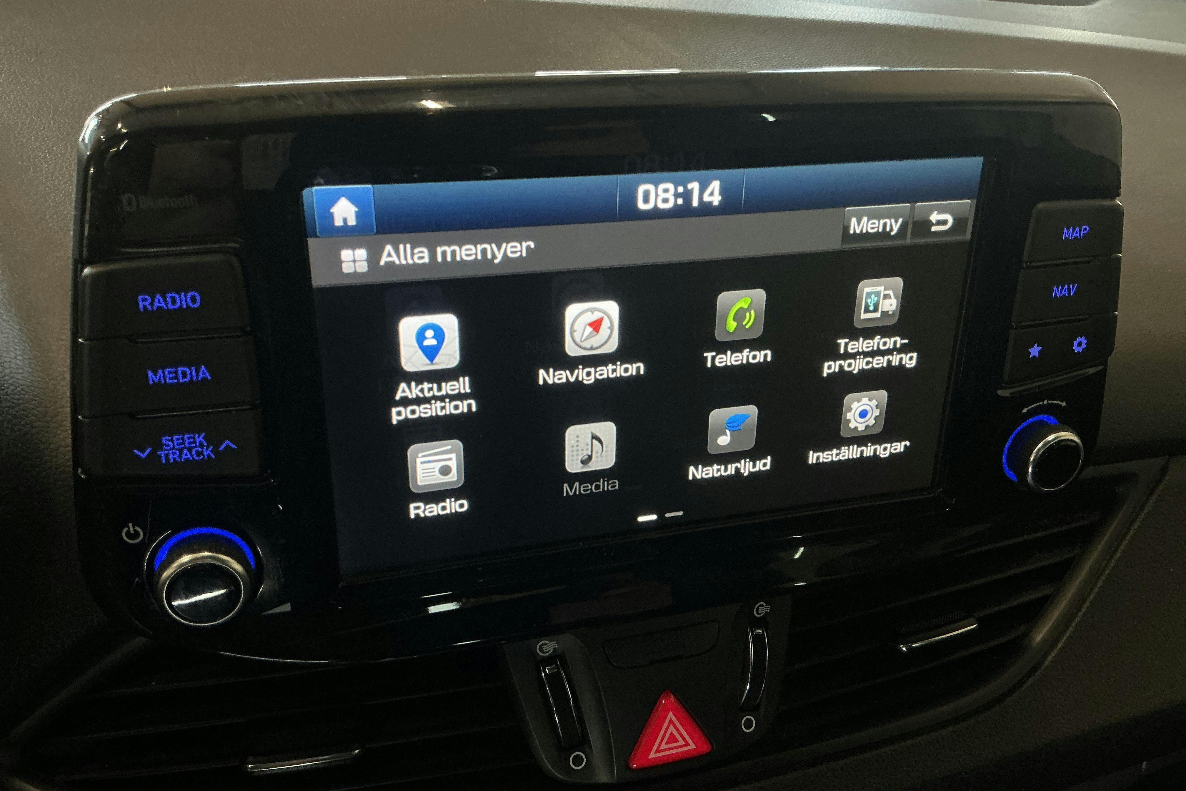 Vehicle Image 13