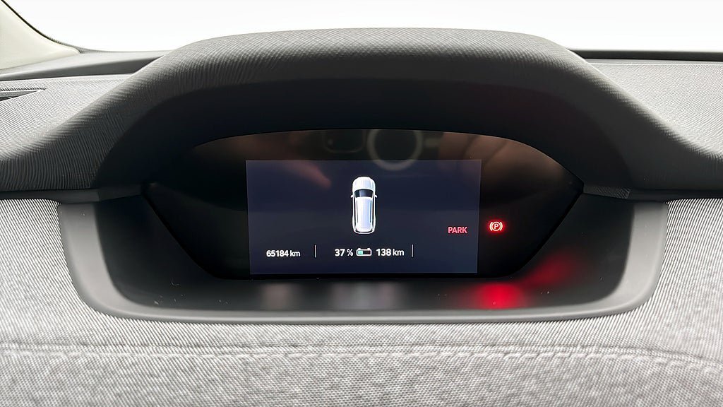Vehicle Image 16