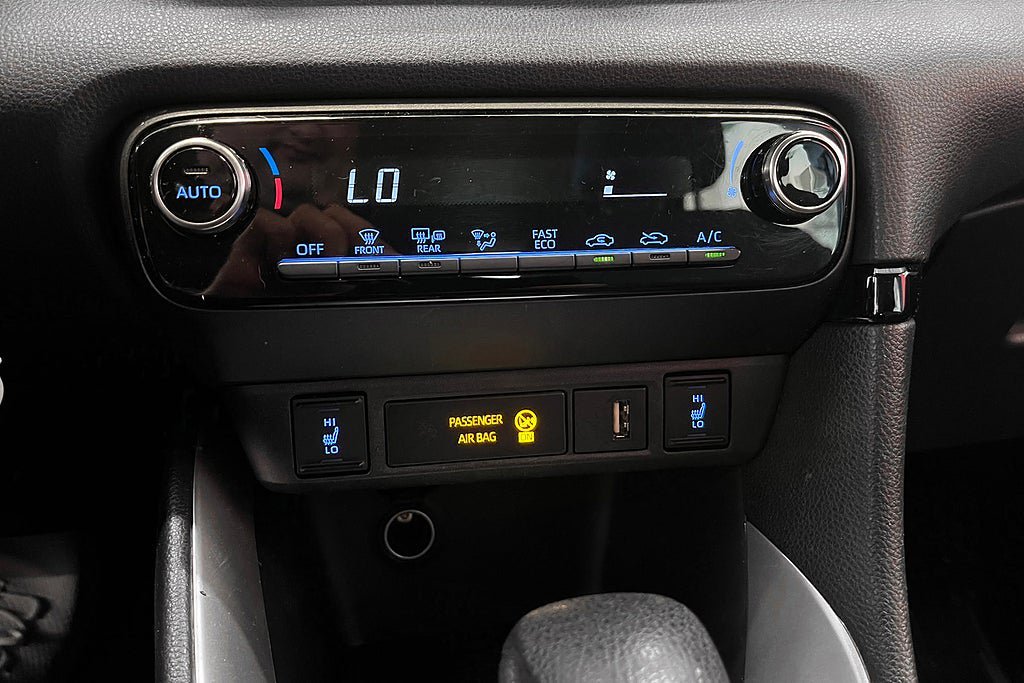 Vehicle Image 17