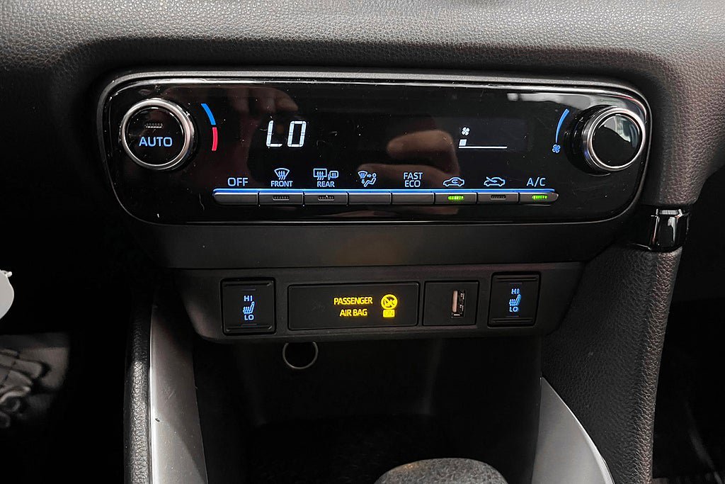 Vehicle Image 18