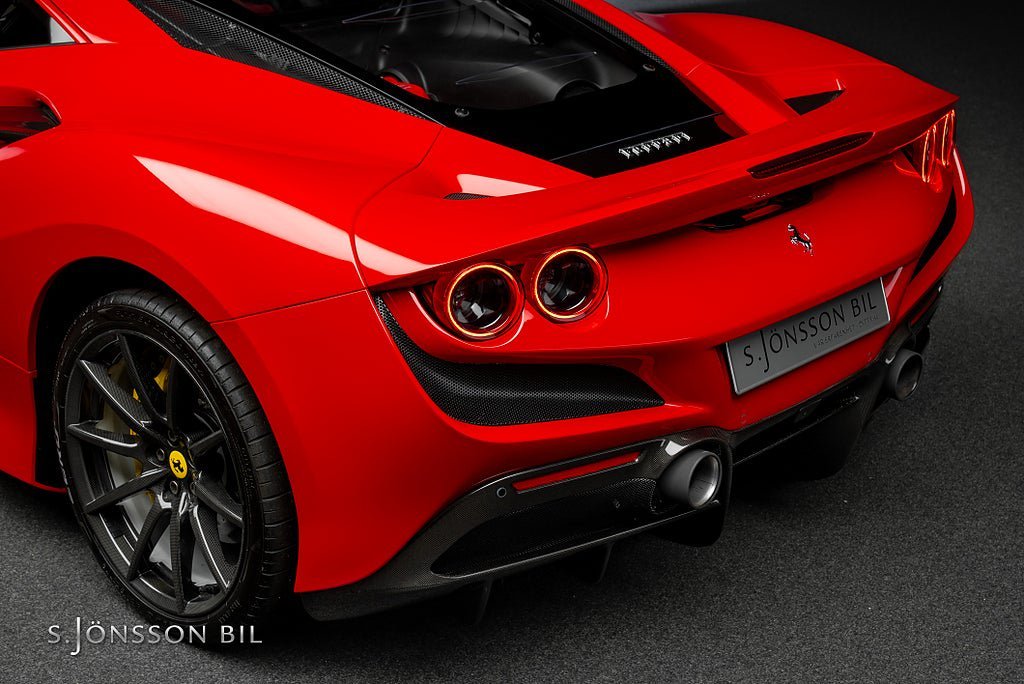 Vehicle Image 24