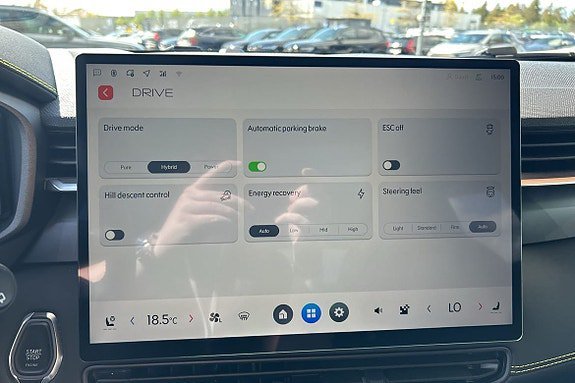 Vehicle Image 15