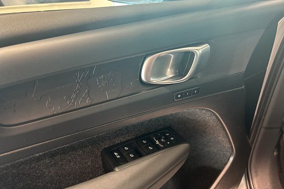 Vehicle Image 27