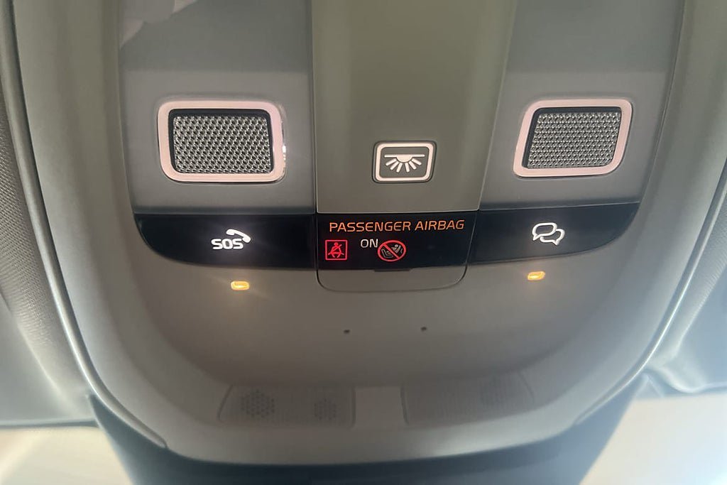 Vehicle Image 26