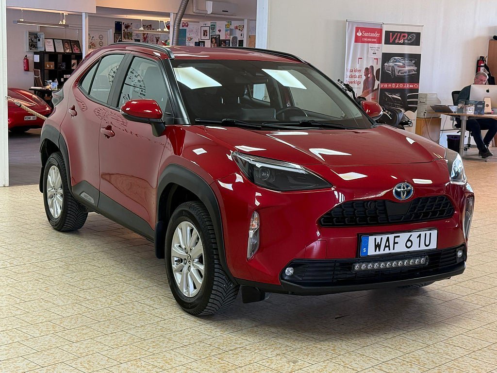 Vehicle Image 9