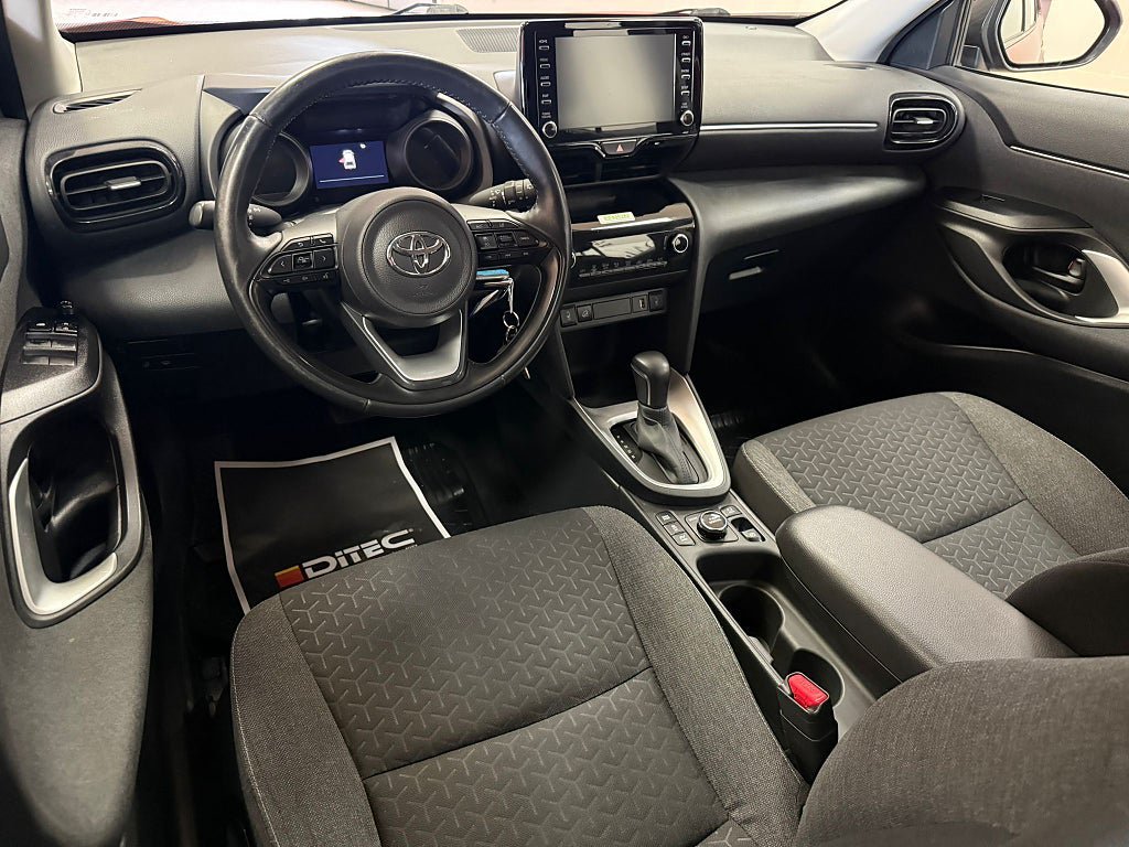 Vehicle Image 14