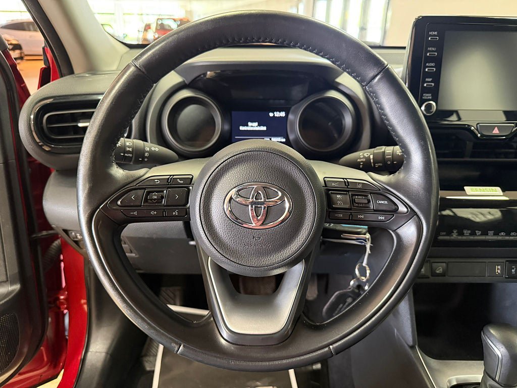 Vehicle Image 19