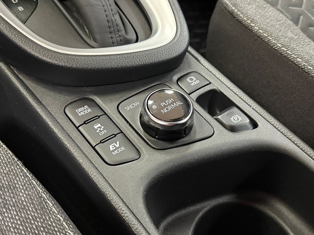 Vehicle Image 22
