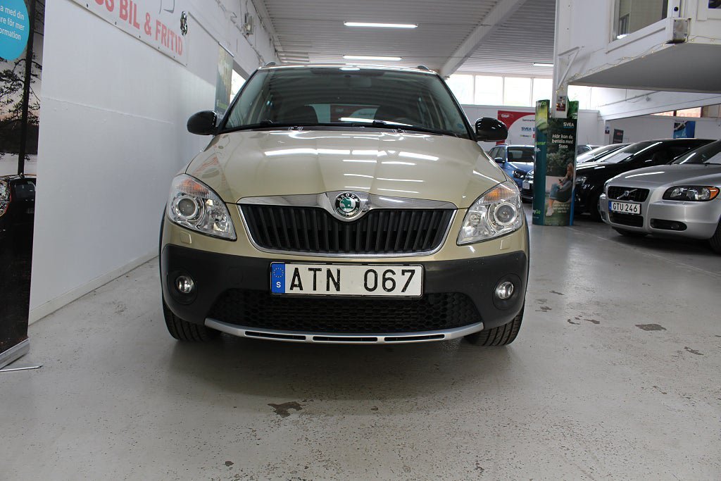 Vehicle Image 8