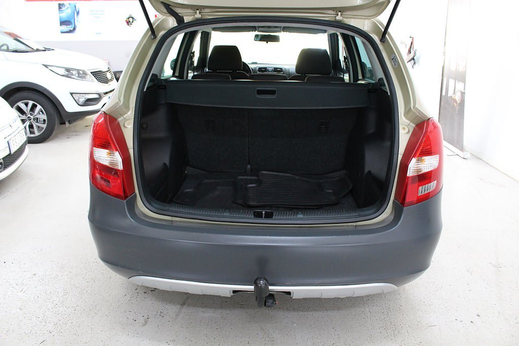 Vehicle Image 14