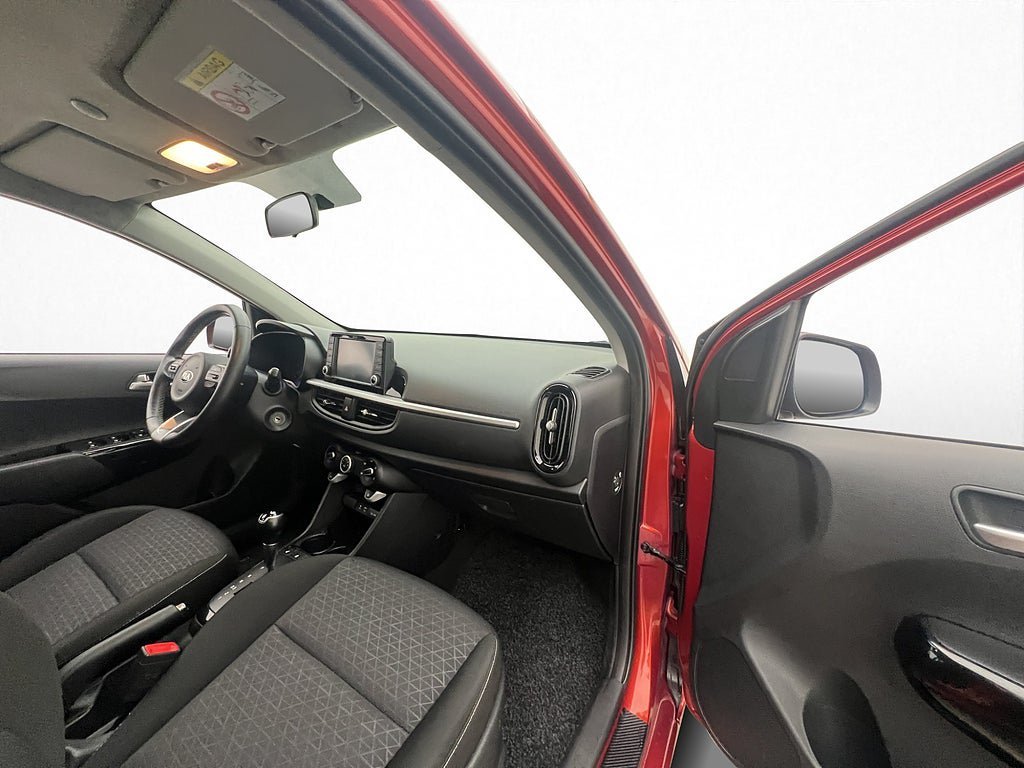 Vehicle Image 21