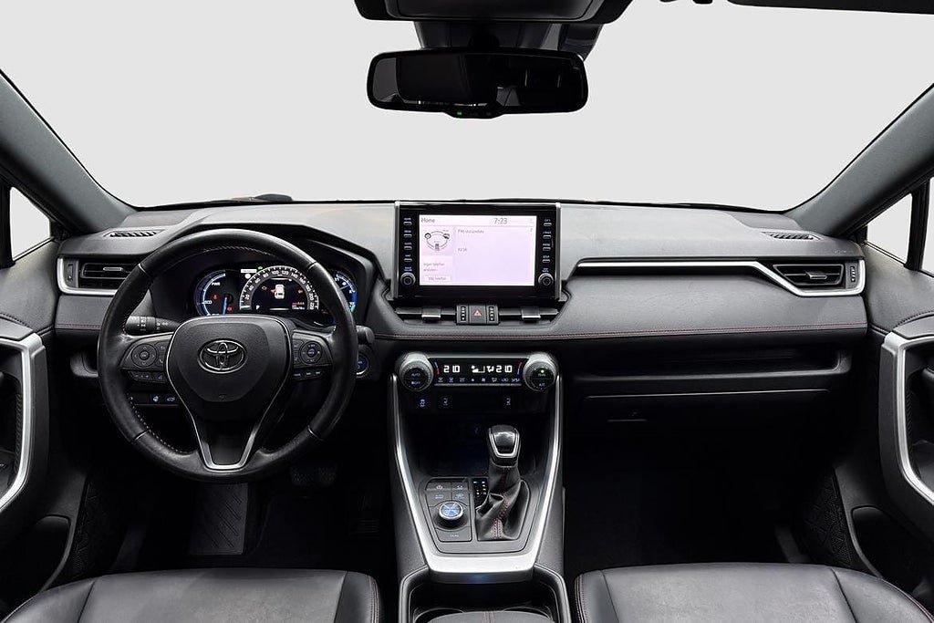 Vehicle Image 10