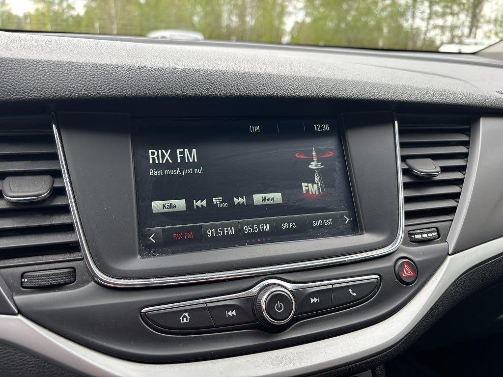 Vehicle Image 11