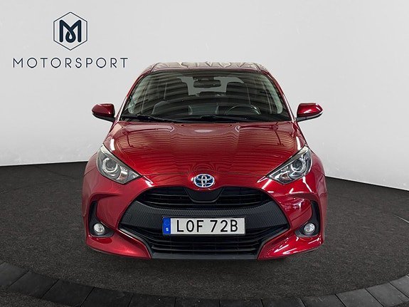 Vehicle Image 10