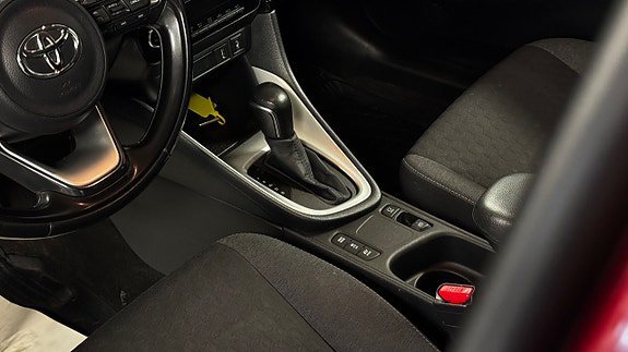 Vehicle Image 19