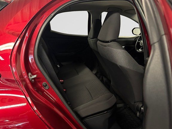 Vehicle Image 21