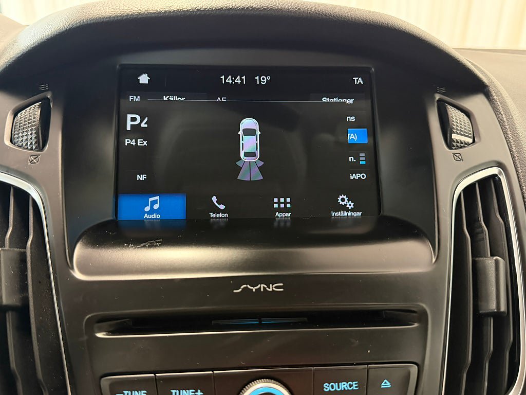 Vehicle Image 17