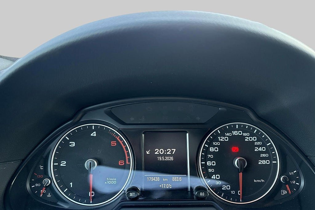 Vehicle Image 17