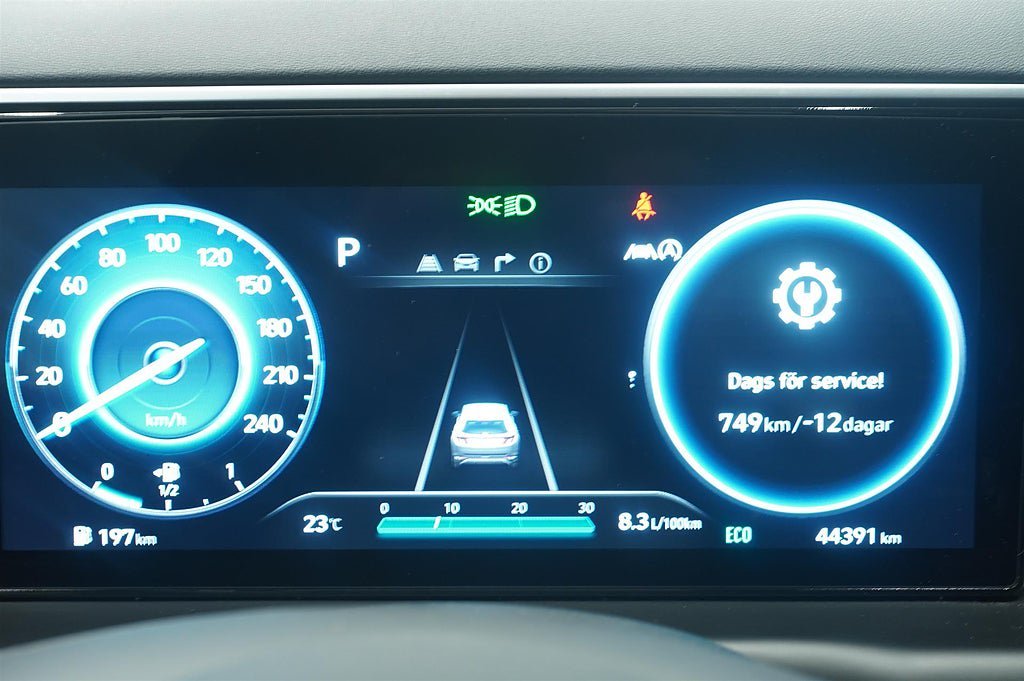 Vehicle Image 10