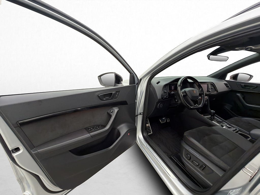 Vehicle Image 23