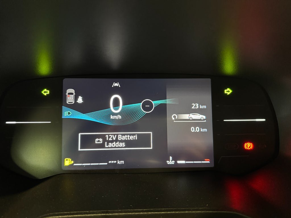 Vehicle Image 12