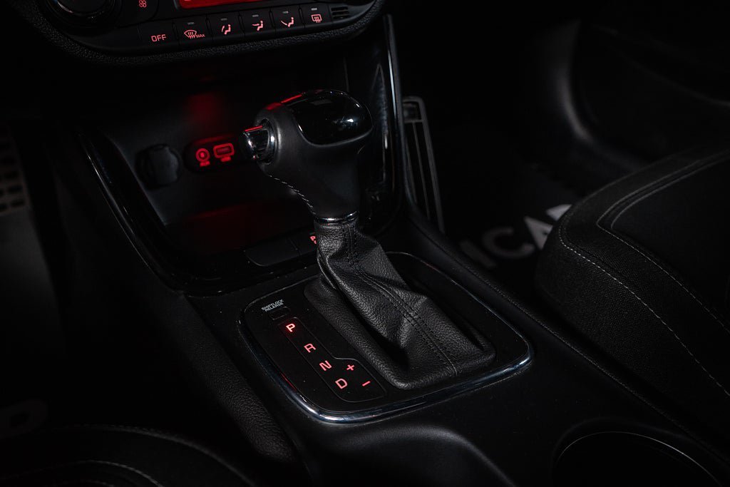 Vehicle Image 23