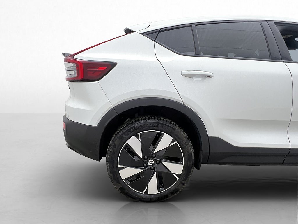 Vehicle Image 37