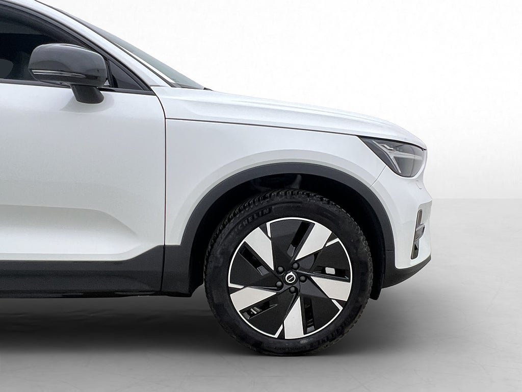 Vehicle Image 38