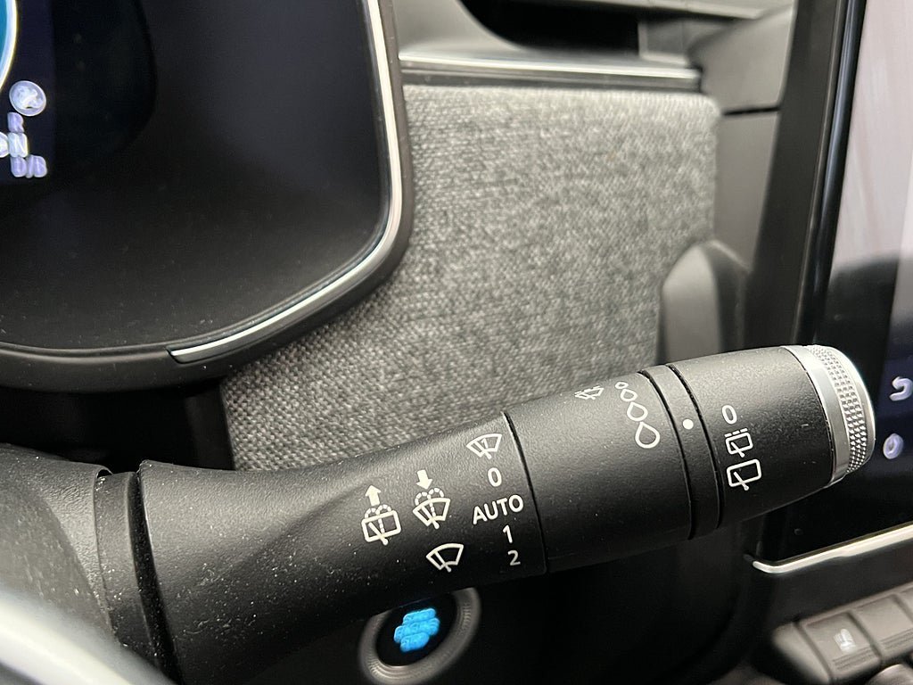 Vehicle Image 28