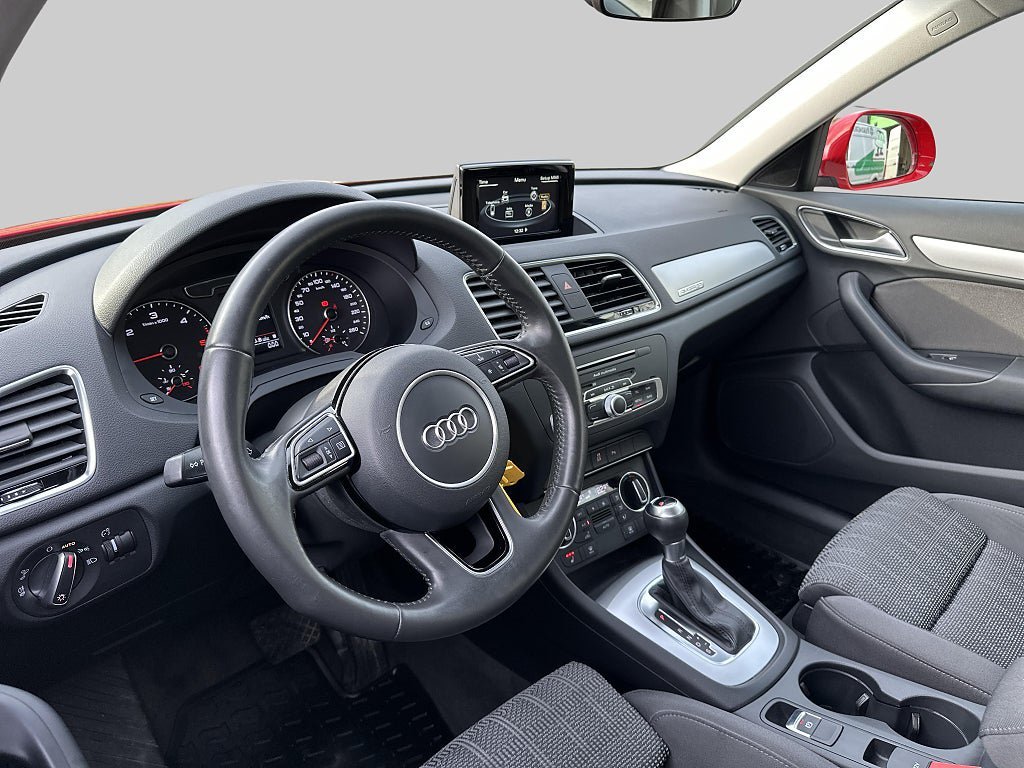 Vehicle Image 17