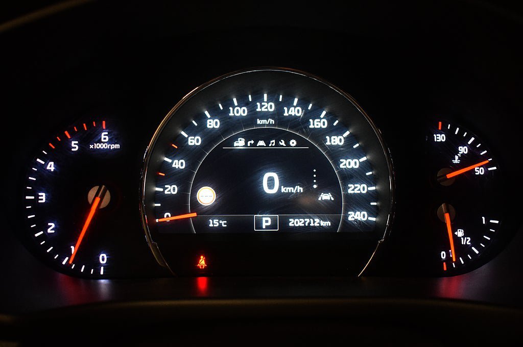 Vehicle Image 11