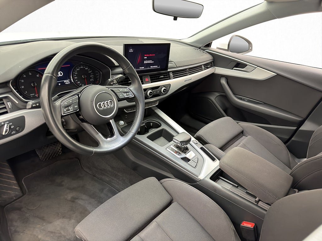 Vehicle Image 10
