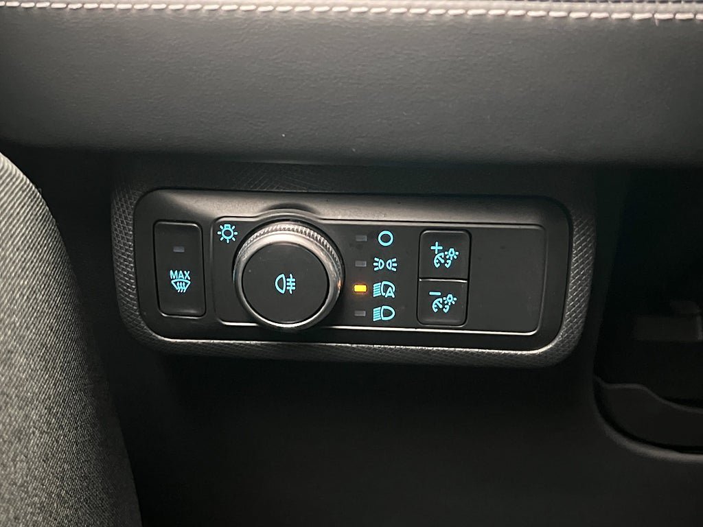 Vehicle Image 26