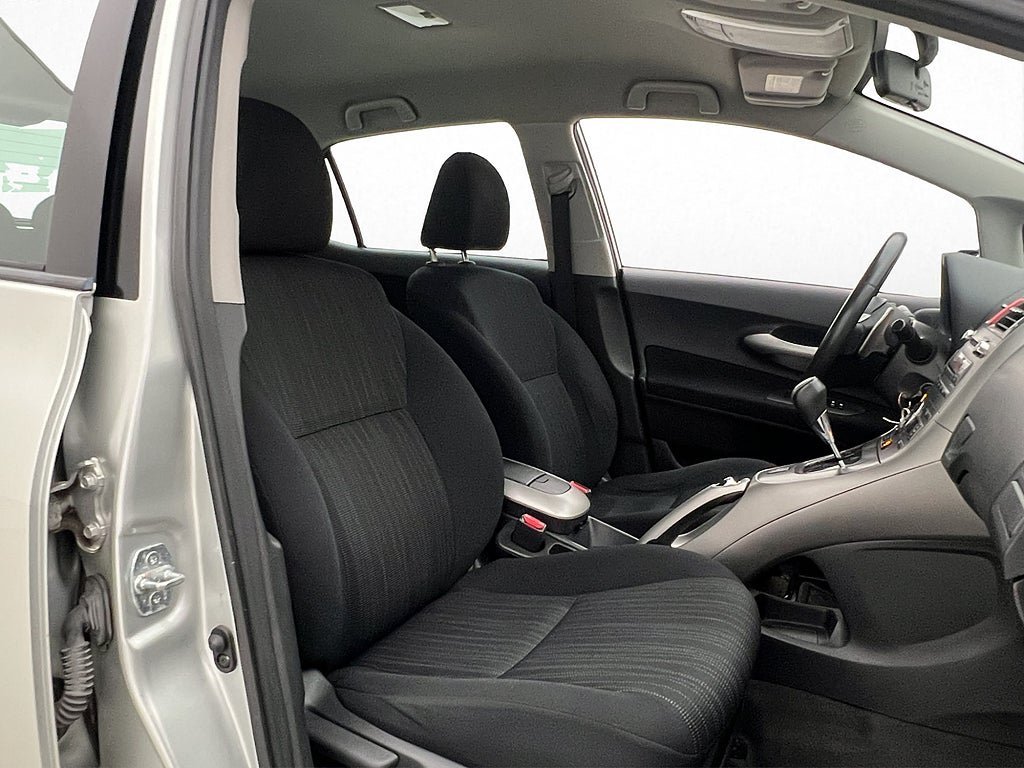 Vehicle Image 21