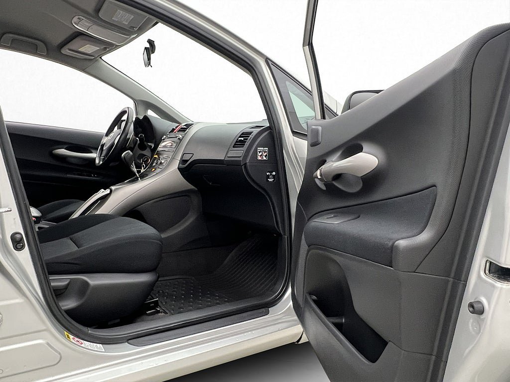 Vehicle Image 22