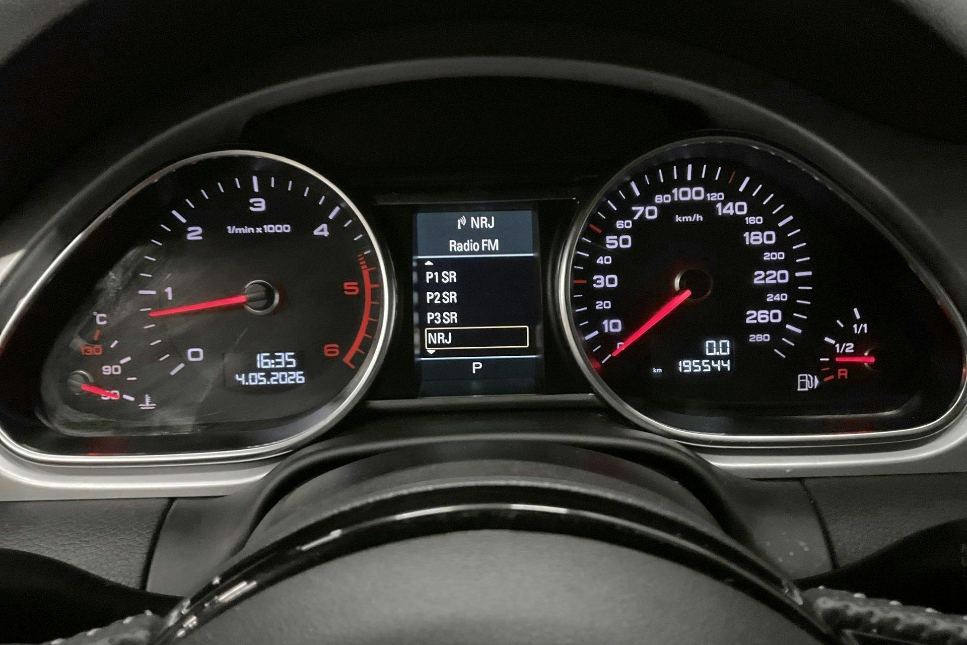Vehicle Image 13