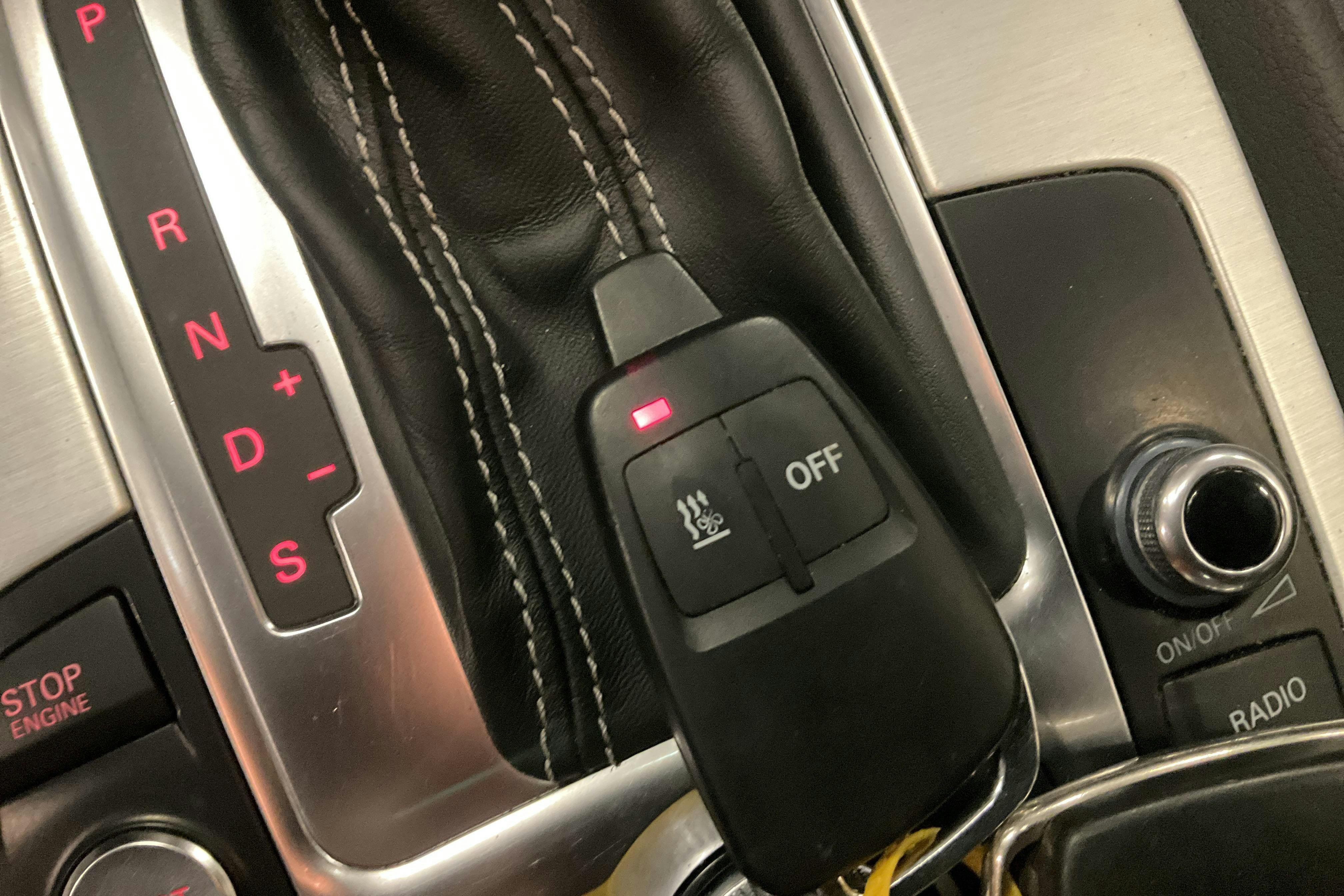 Vehicle Image 21