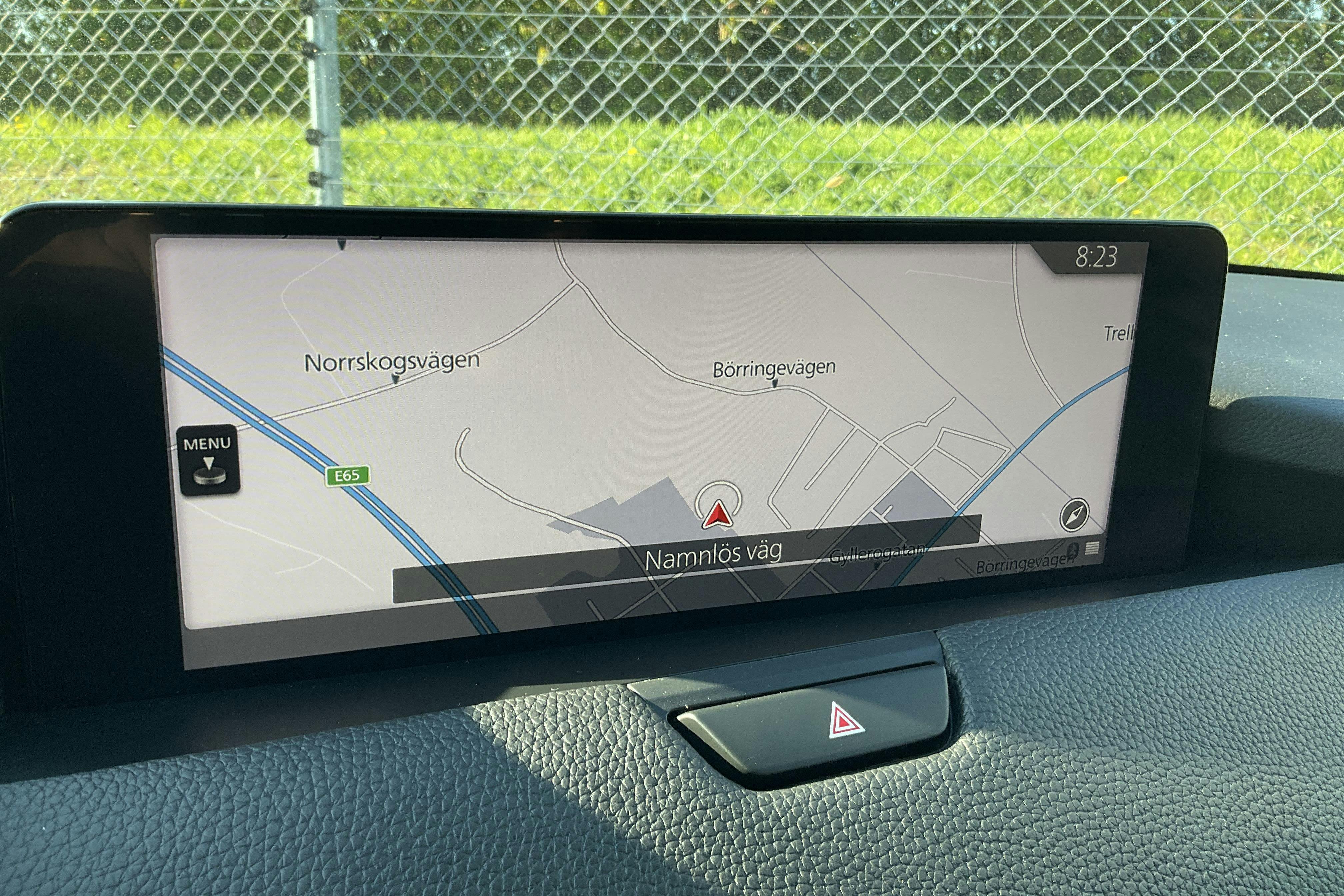 Vehicle Image 12