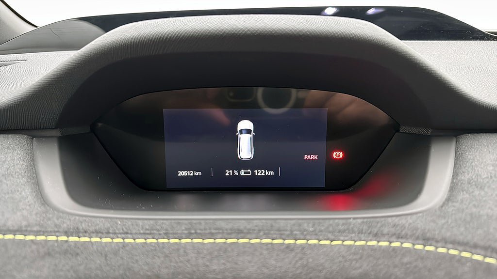 Vehicle Image 16