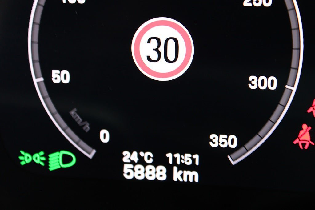 Vehicle Image 19
