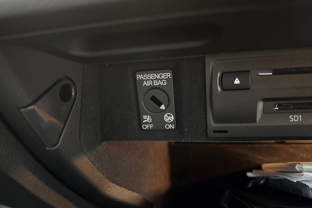 Vehicle Image 20